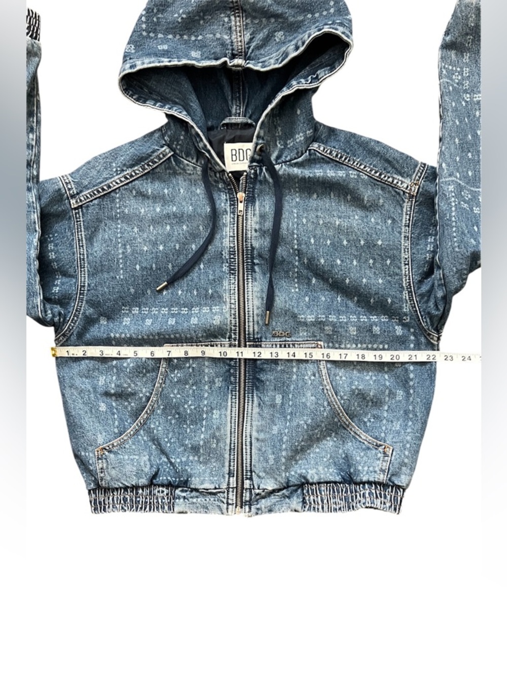 BDG Daria Bandana Print Denim Hoodie Sweatshirt – Urban Outfitters Exclusive - Picture 10 of 15